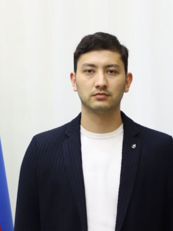 Yusufjonov Komiljon Rustamjon o‘g‘li